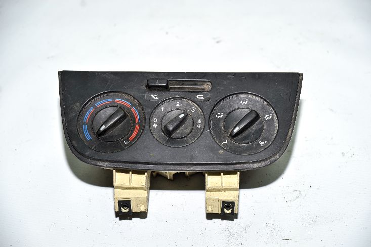 FREEMONT ÇIKMA YEDEK PARÇA FİAT ÇIKMA YEDEK PARÇA   (71)DOBLO KLIMA PANELI